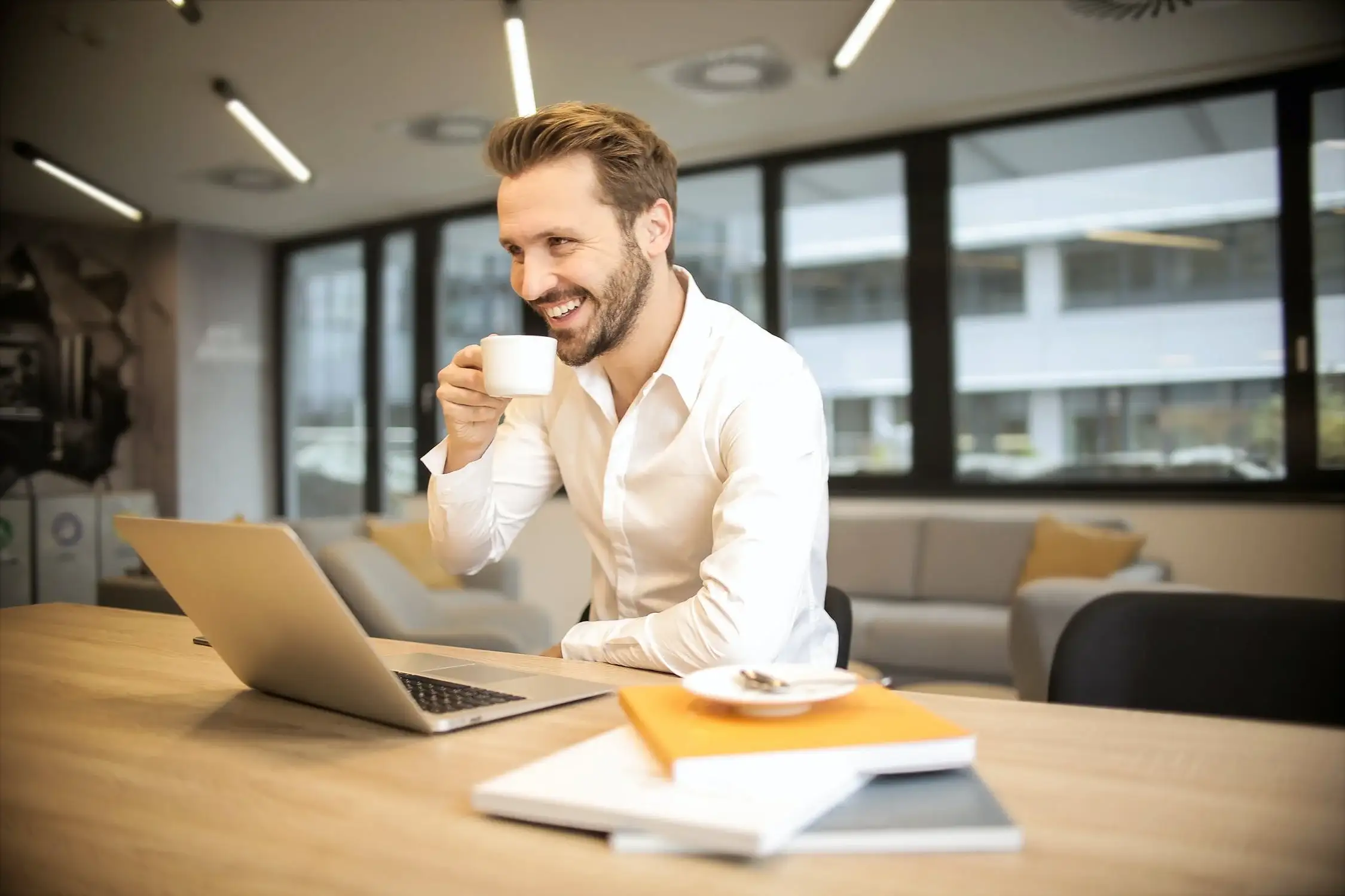 Read more about the article What Is The Role Of A Conveyancing Solicitor